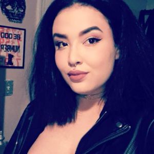 Meet your Posher, Symone